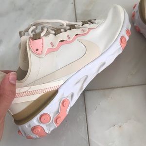 Nike Womens React Element 55 Phantom Size 8